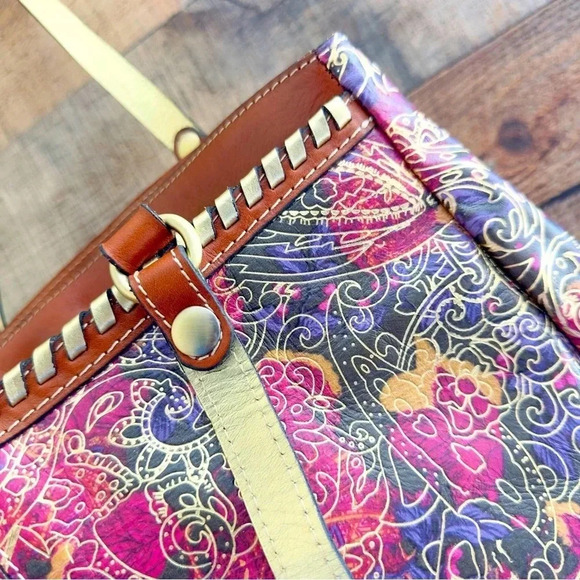 NWOT Patricia Nash Metallic Tooled Lace Poppy Top Zip Tote W Tassel - Picture 13 of 16